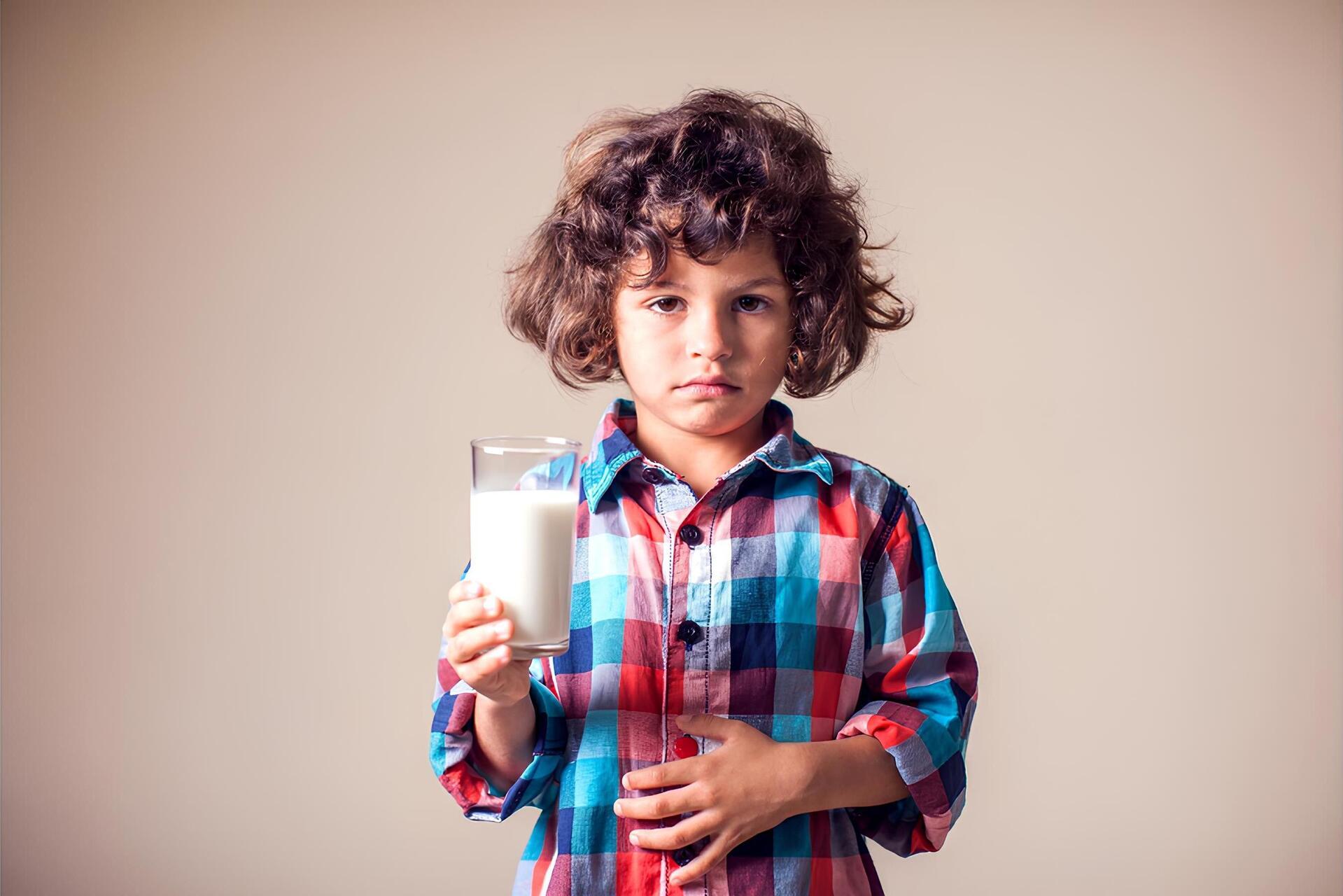 عدم تحمل لاکتوز در کودکان و نوزادان: علل، علائم، مدیریت و درمان